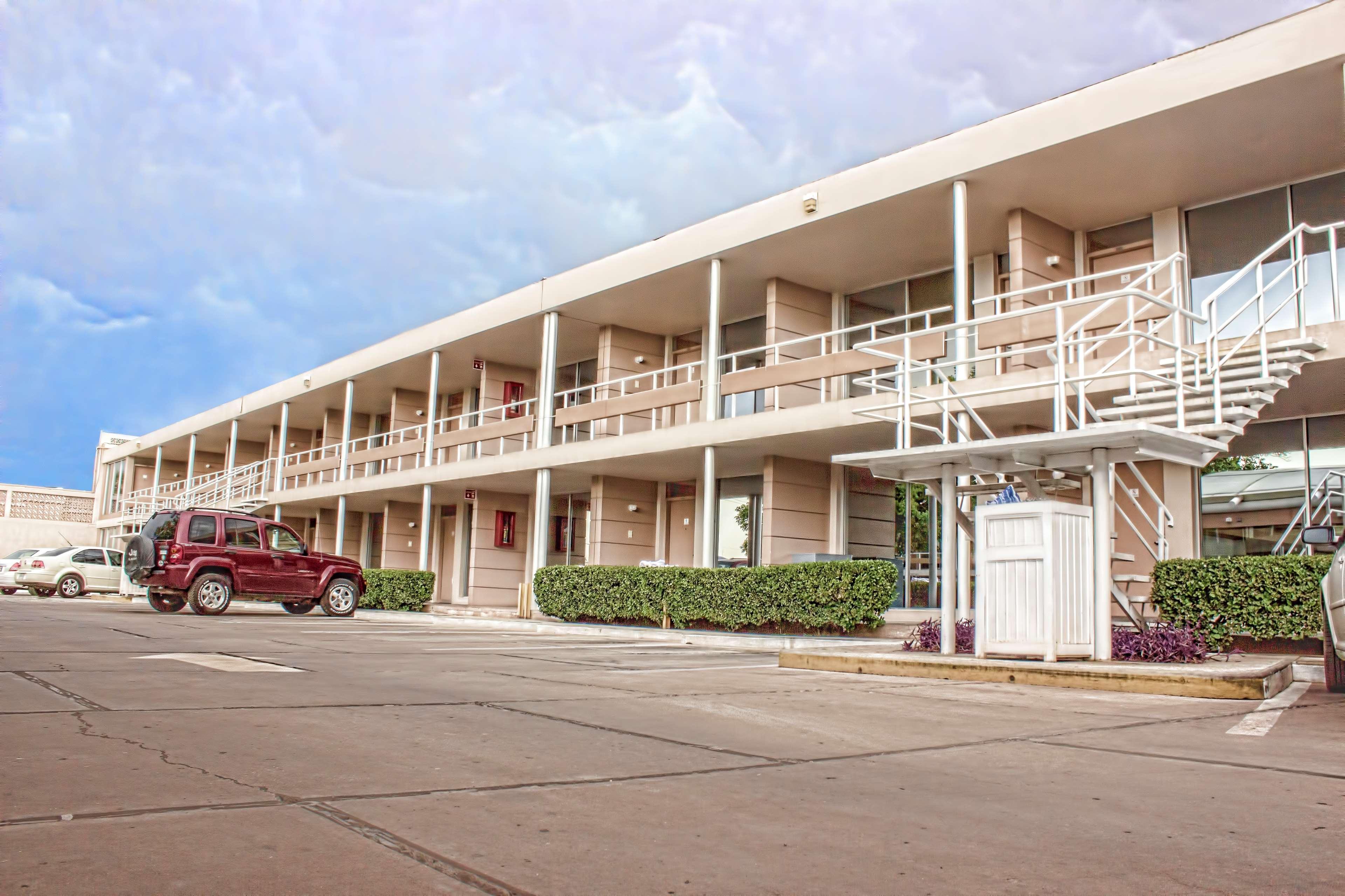 מלון צ'יוואווה Hm Mirador מראה חיצוני תמונה